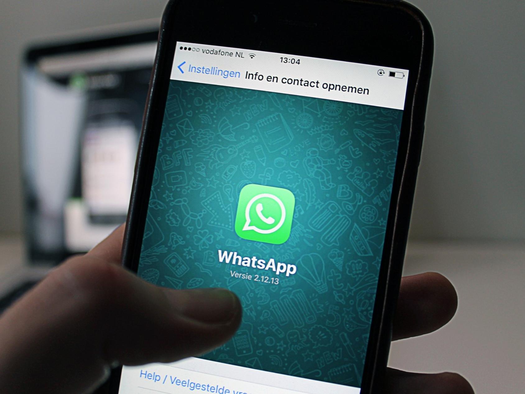 Пользователи WhatsApp жалуются на масштабный сбой в работе мессенджера