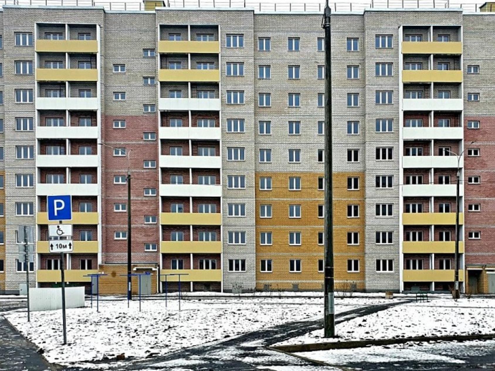 В Архангельске ввели в эксплуатацию четыре дома для переселенцев из  аварийного жилья