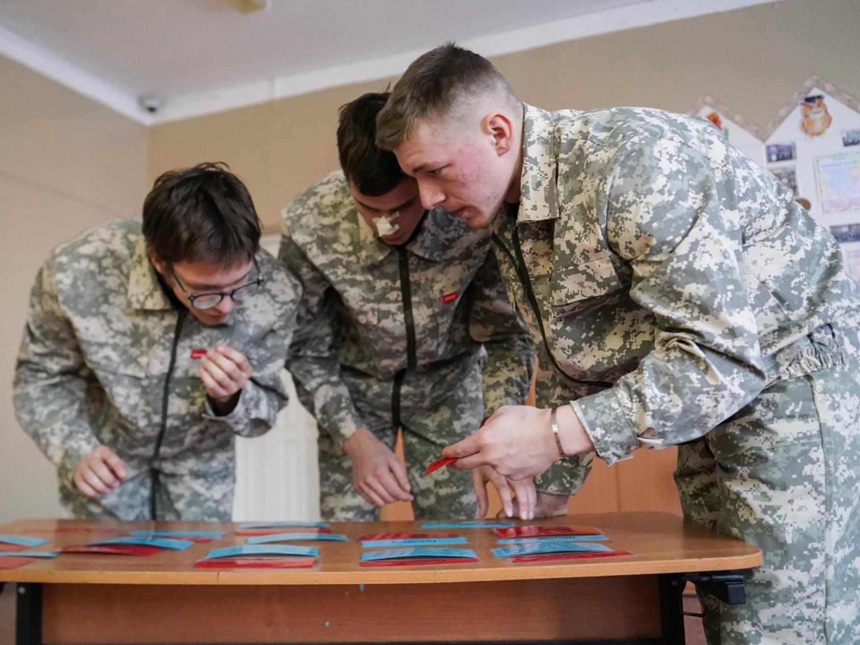 В Архангельской области проходит региональная военно-медицинская игра для  подростков